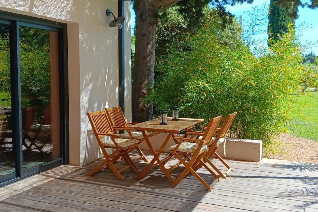 Lagnes Gite Cosy Au Coeur Du Luberon מראה חיצוני תמונה