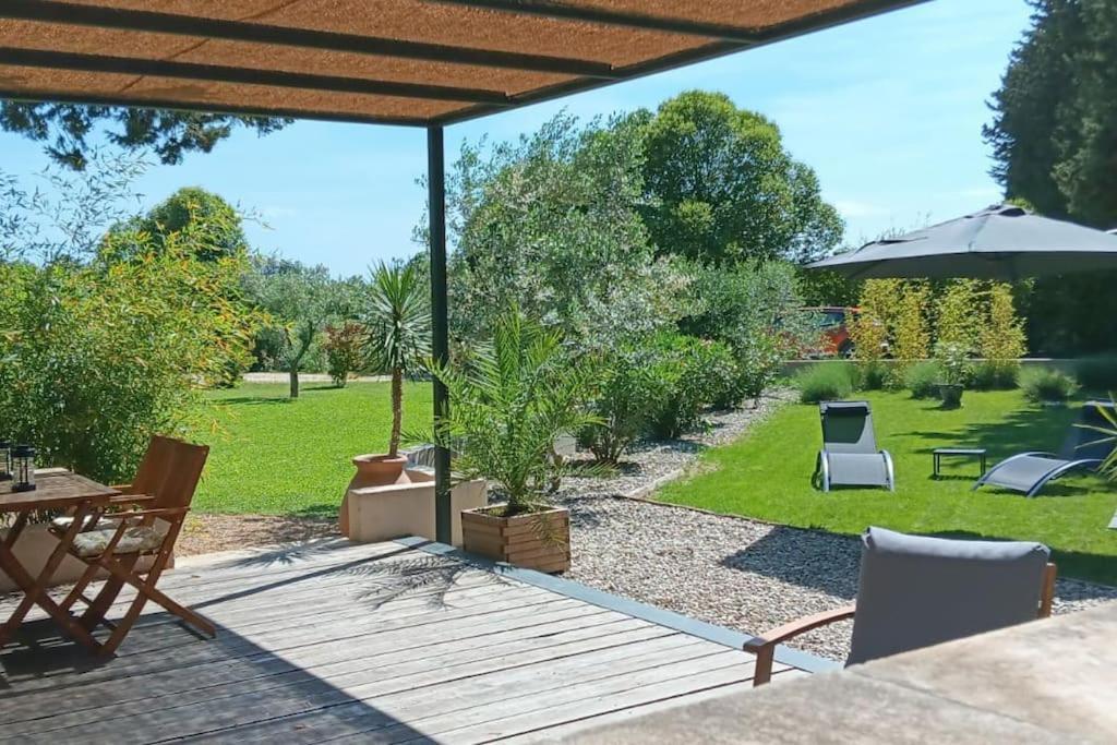 Lagnes Gite Cosy Au Coeur Du Luberon מראה חיצוני תמונה